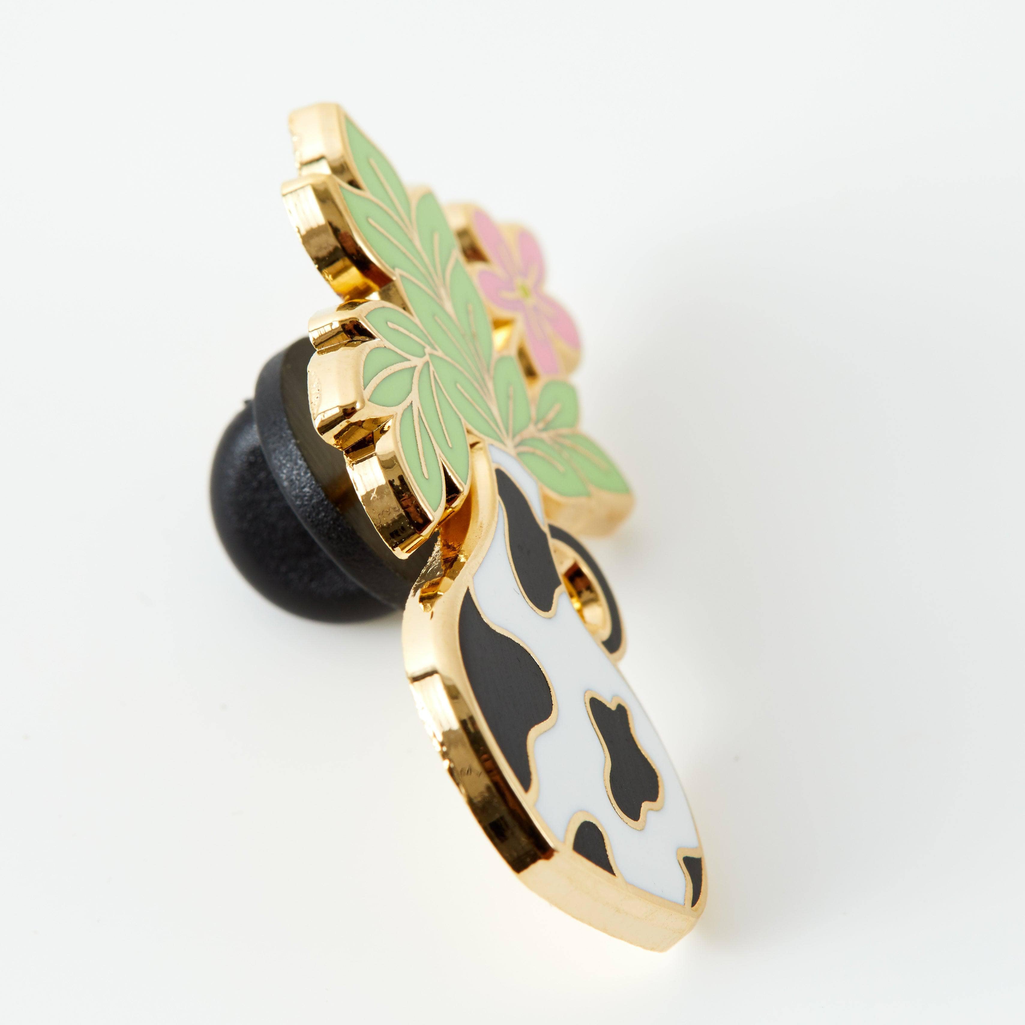 Cow Print Vase Enamel Pin – punkypins